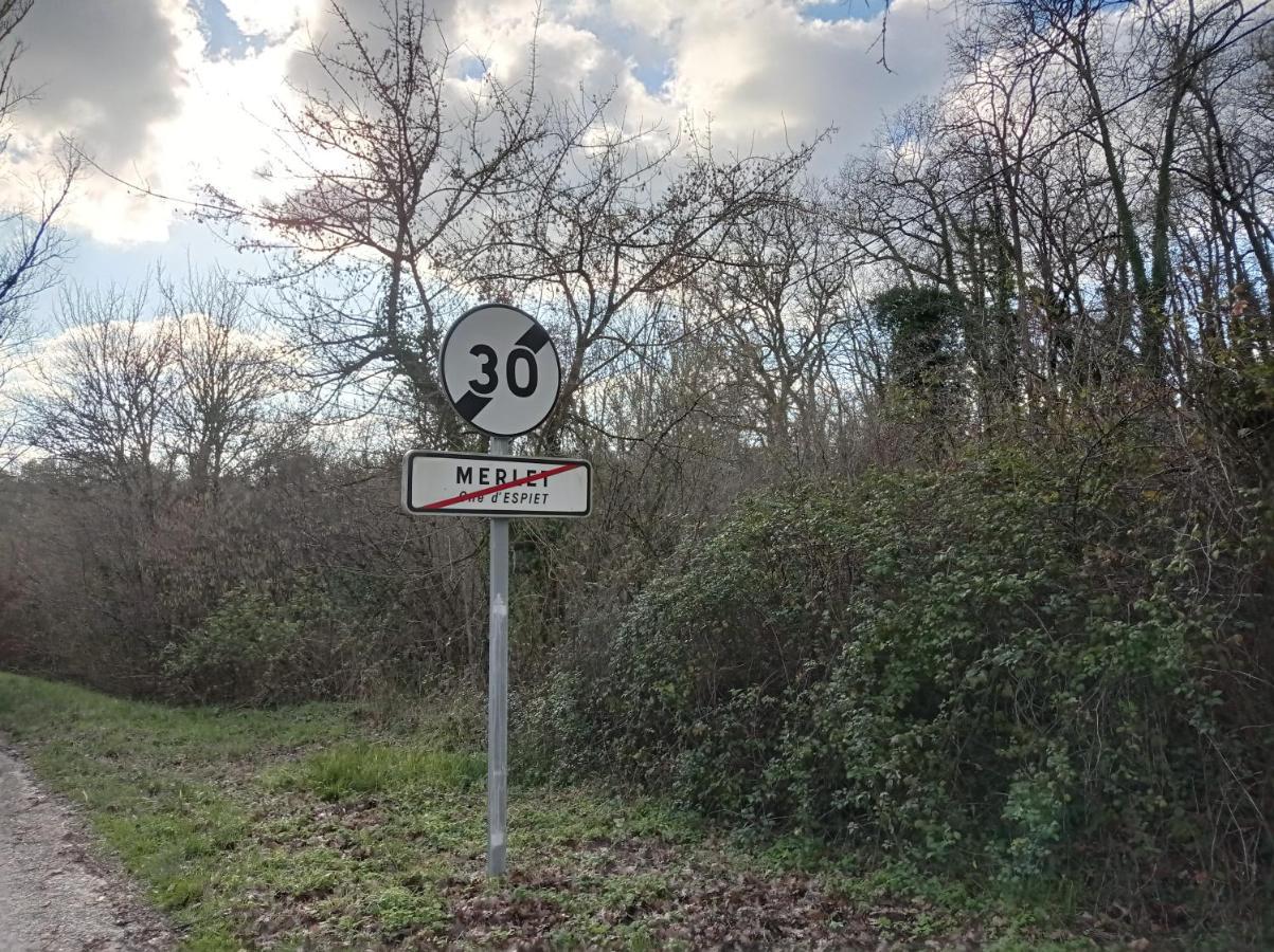 Gite Zen Dans Les Bois Blesignac Bagian luar foto