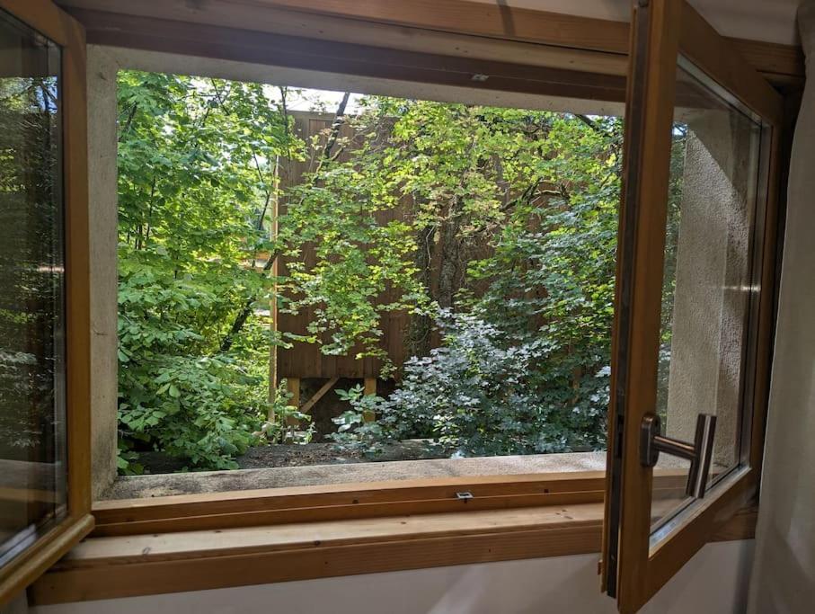 Gite Zen Dans Les Bois Blesignac Bagian luar foto